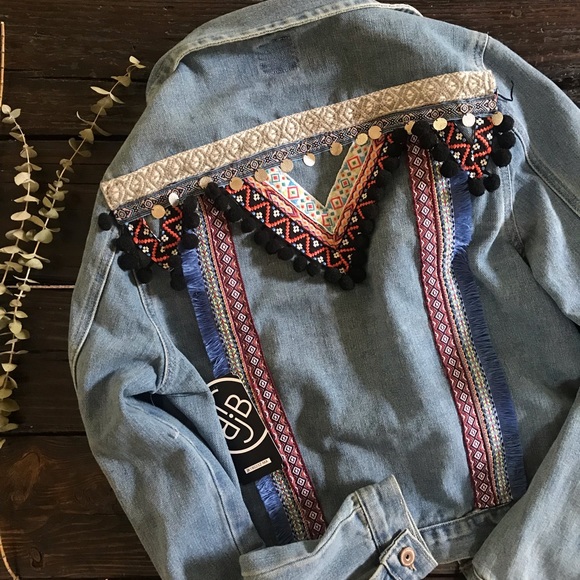 Boom Boom Jeans Jackets & Blazers - NWT Boom Boom Jeans Boho Embellished Denim Jacket